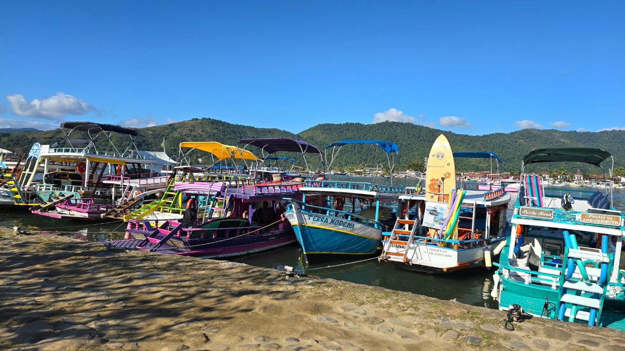 orla paraty &bull; Rota dos Viajantes