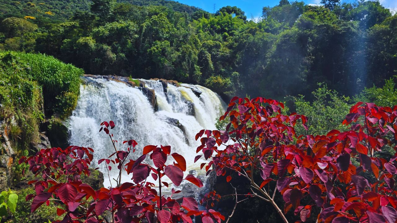 O que fazer em Poços de Caldas: Roteiro Completo 4 cascata veu de noivas pocos de caldas • Rota dos Viajantes
